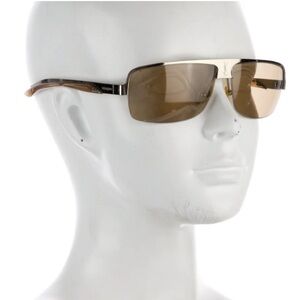 Yves Saint Laurent
Shield Tinted Sunglasses